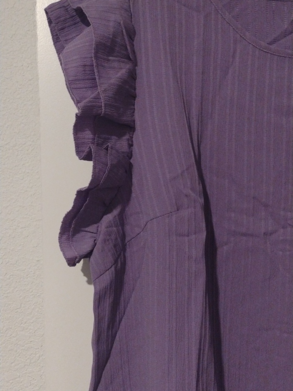 Lavender Ruffled Sleeve Shift Dress With Earrings New - Picture 3 of 7